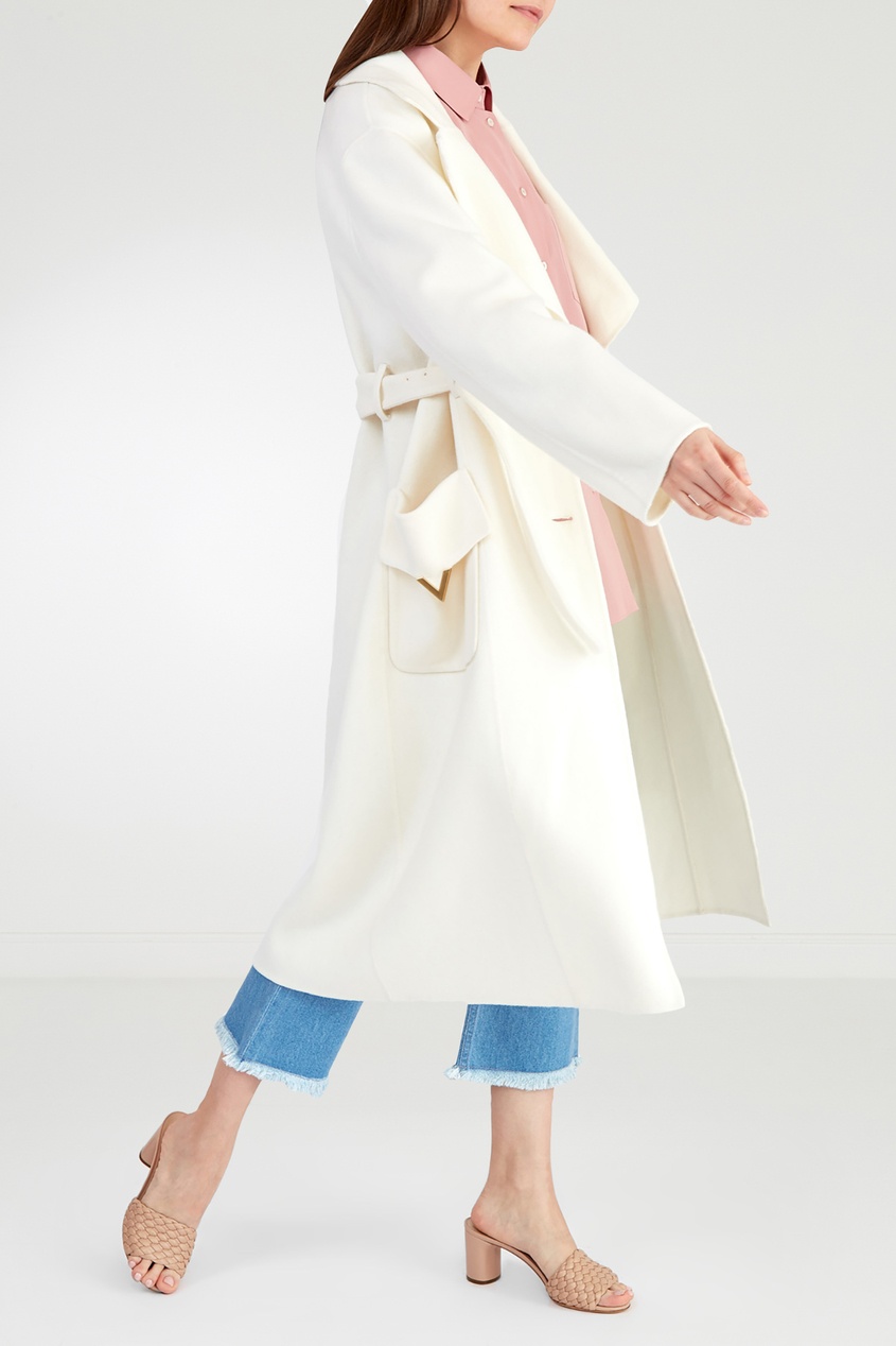 фото Белое однобортное пальто Valentino