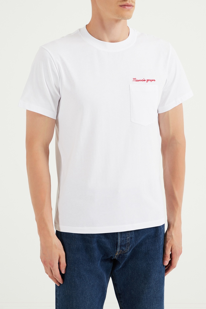 фото Белая футболка с карманом и надписью sandro