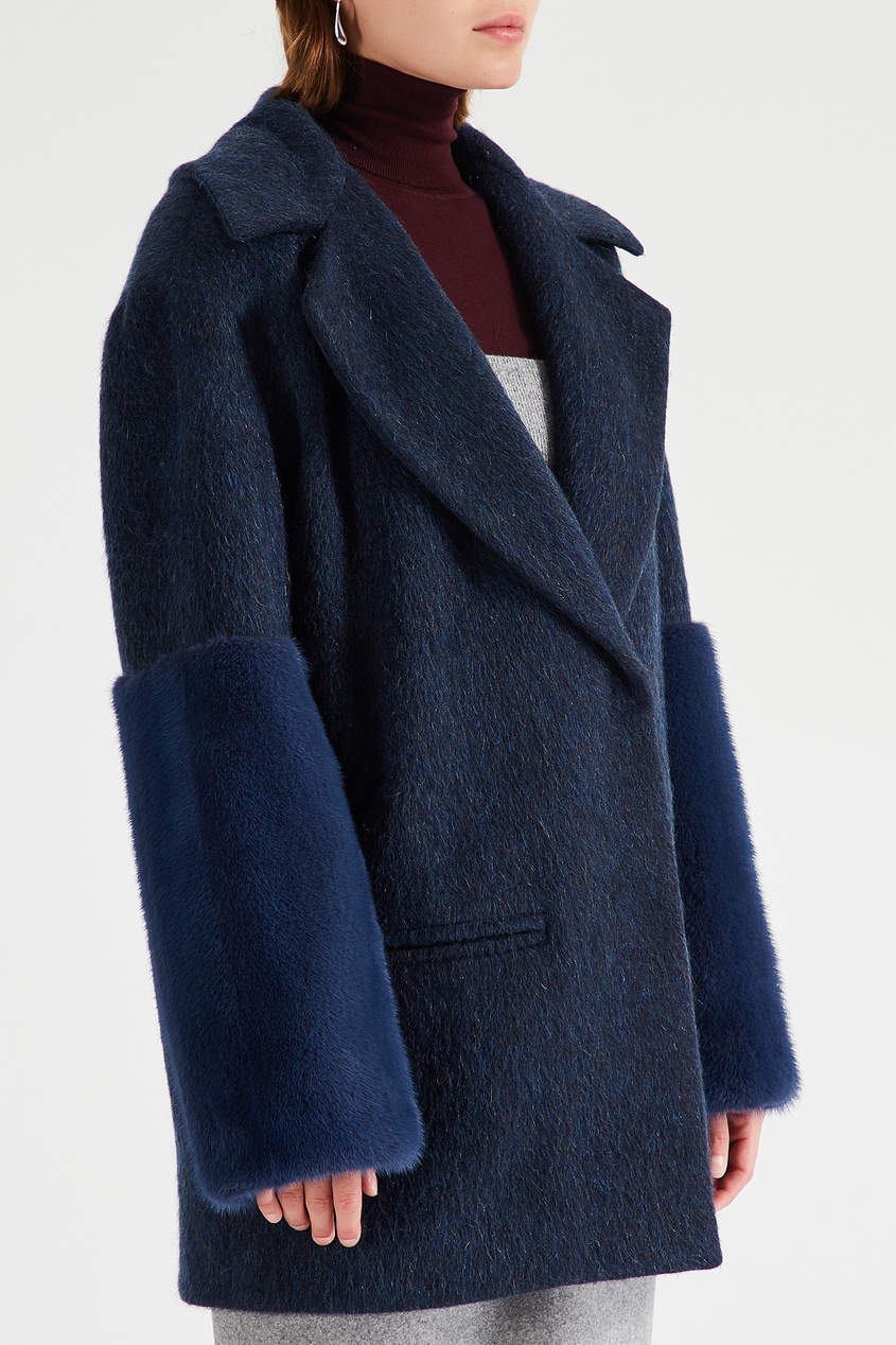 фото Синее комбинированное пальто с меховыми вставками Color°temperature