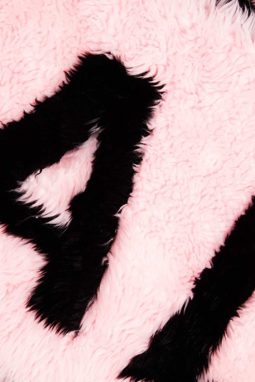 фото Розовый шарф с черным логотипом Giant Balenciaga