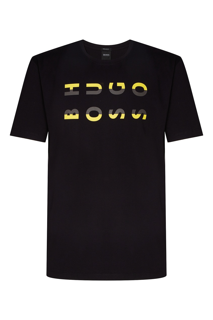 Черная футболка с логотипом от Hugo Boss
