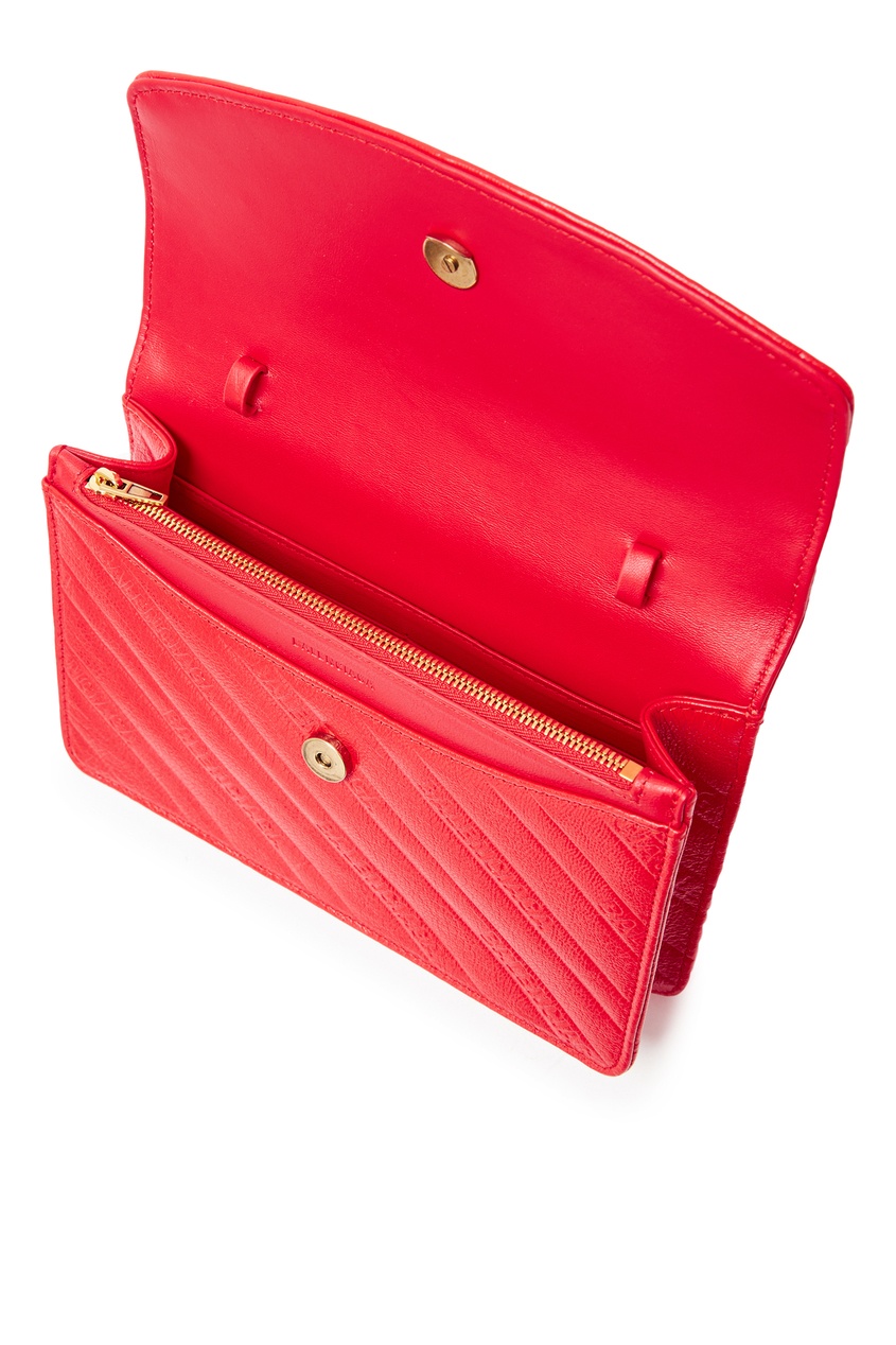 фото Красная сумка на цепочке BB Wallet Balenciaga