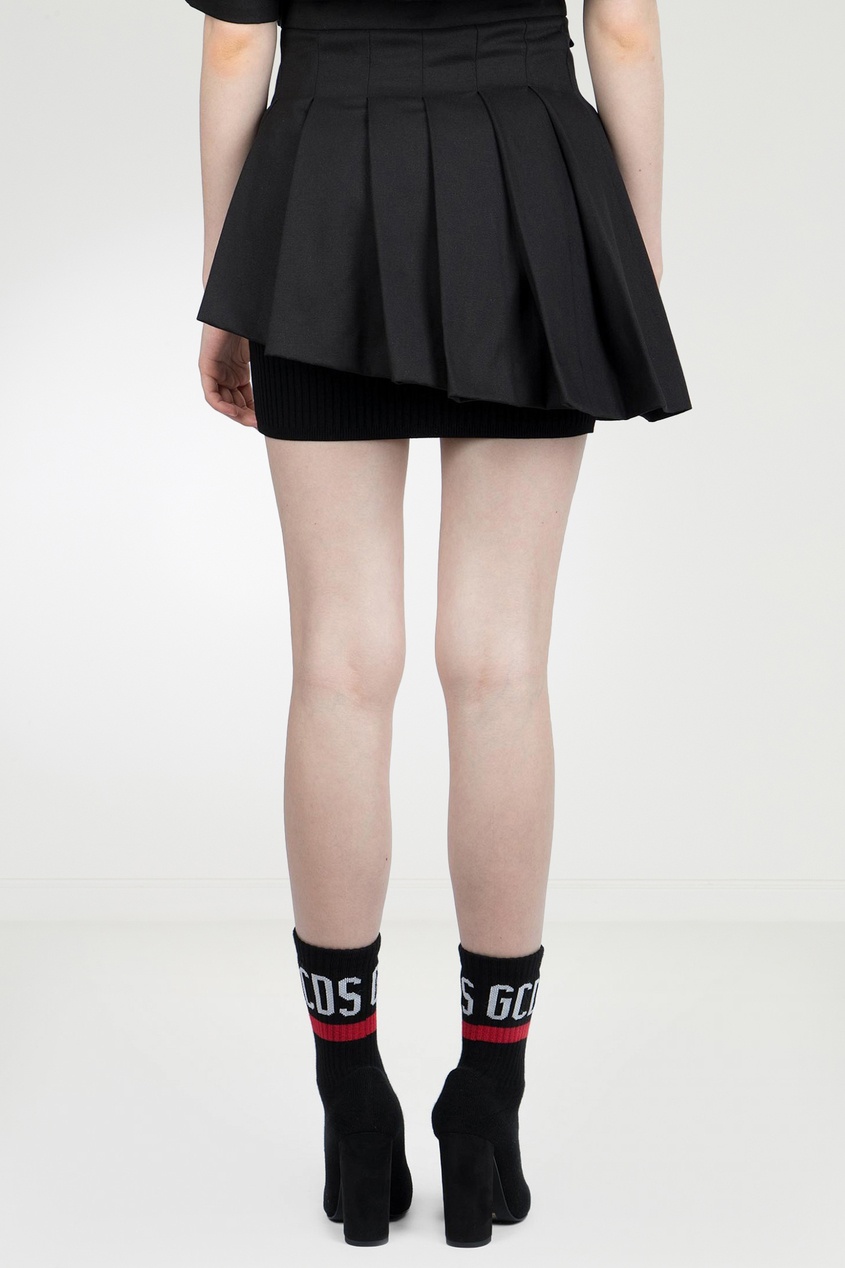 фото Черная асимметричная юбка со складками gcds
