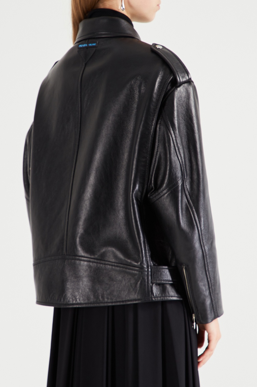фото Черная кожаная куртка Prada