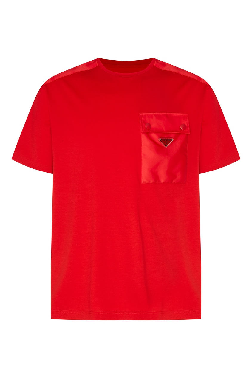 фото Красная футболка с карманом prada