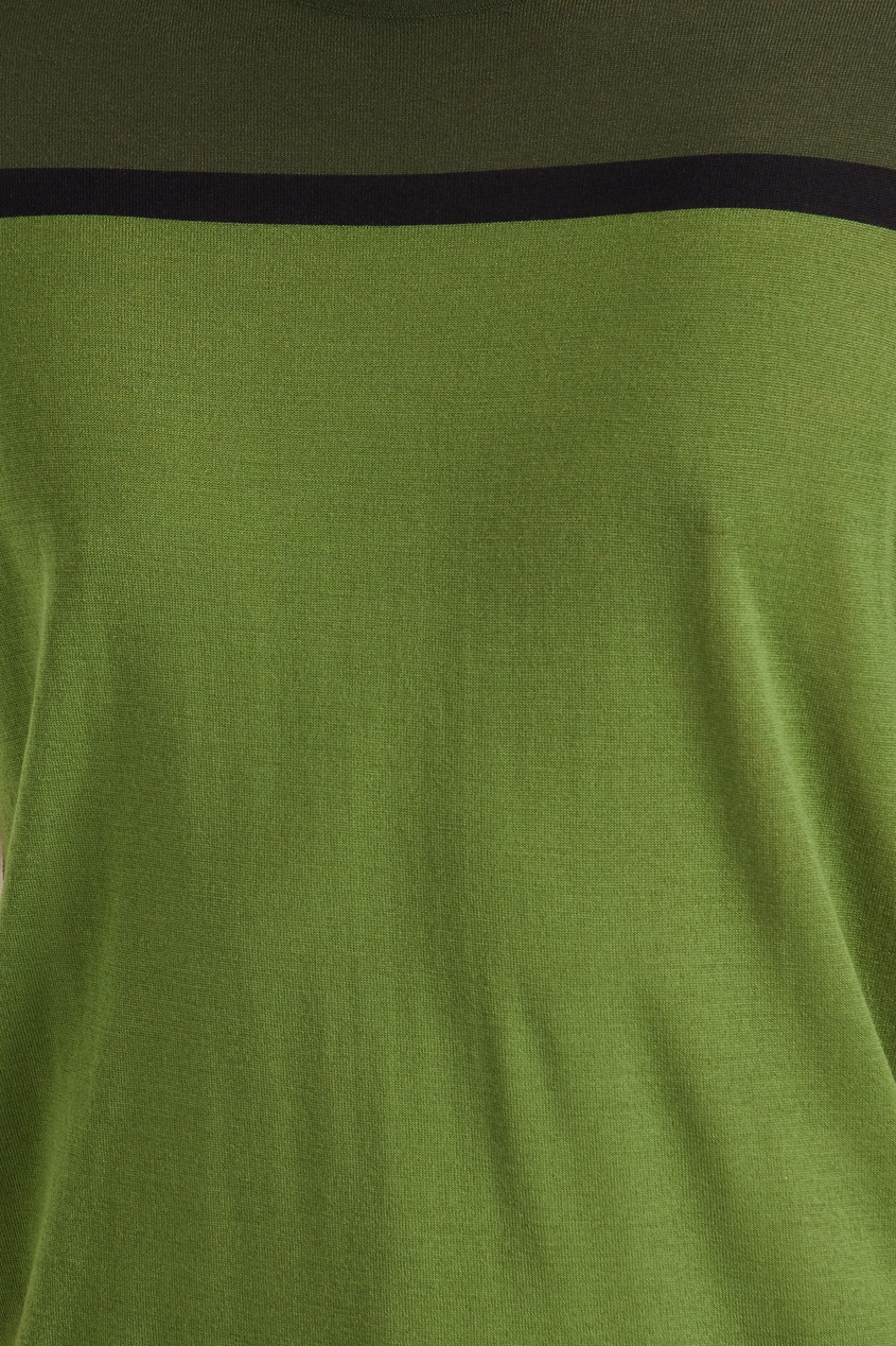 фото Зеленая вязаная футболка с полоской prada