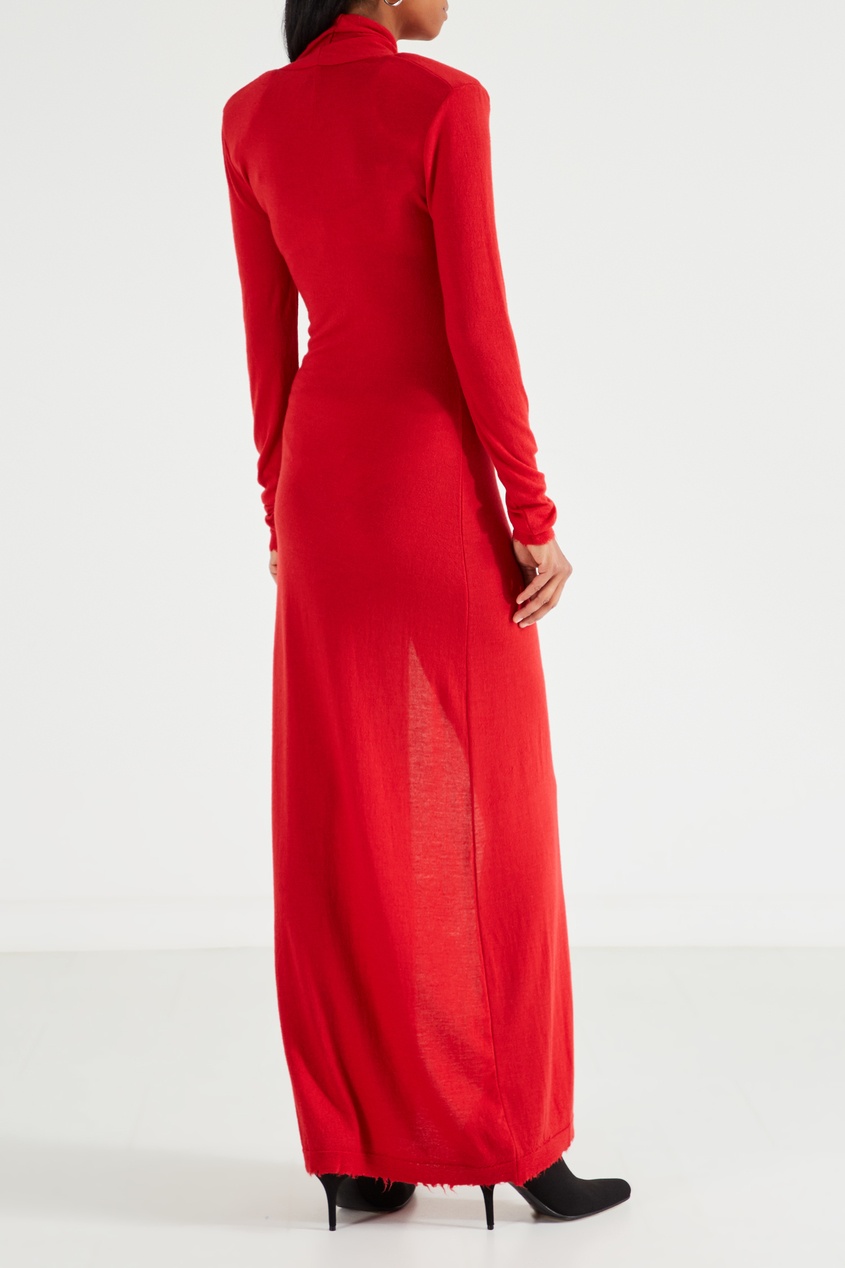 фото Красное платье из шерсти unravel project