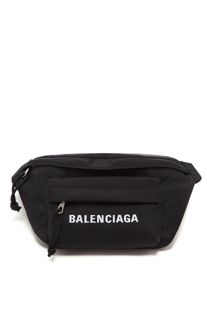 фото Черная сумка на пояс explorer balenciaga