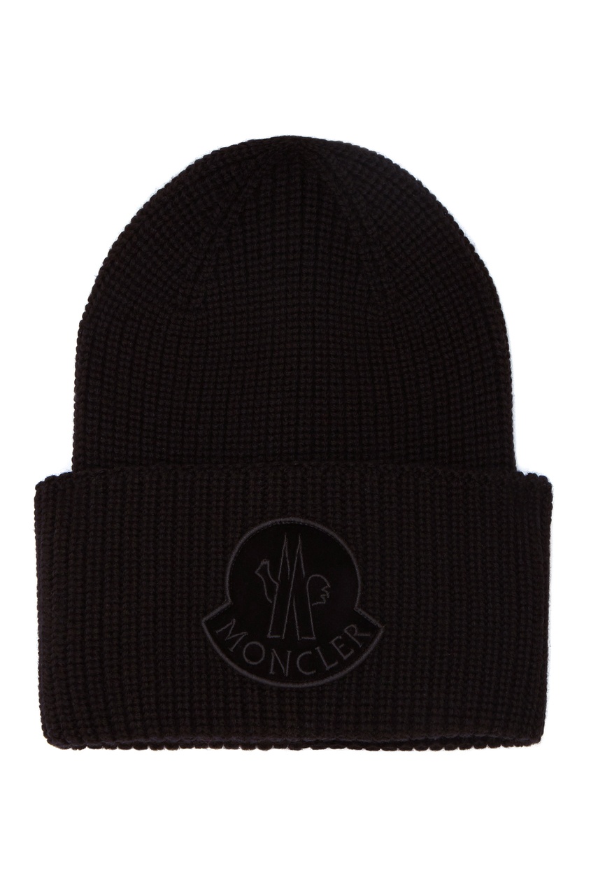 фото Черная шапка из шерсти Moncler