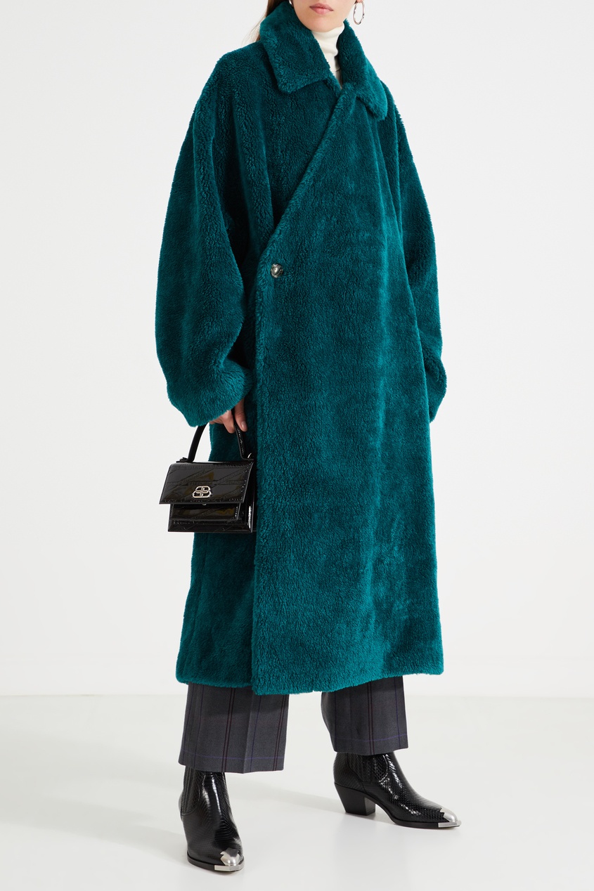 фото Зеленое пальто из экомеха Balenciaga