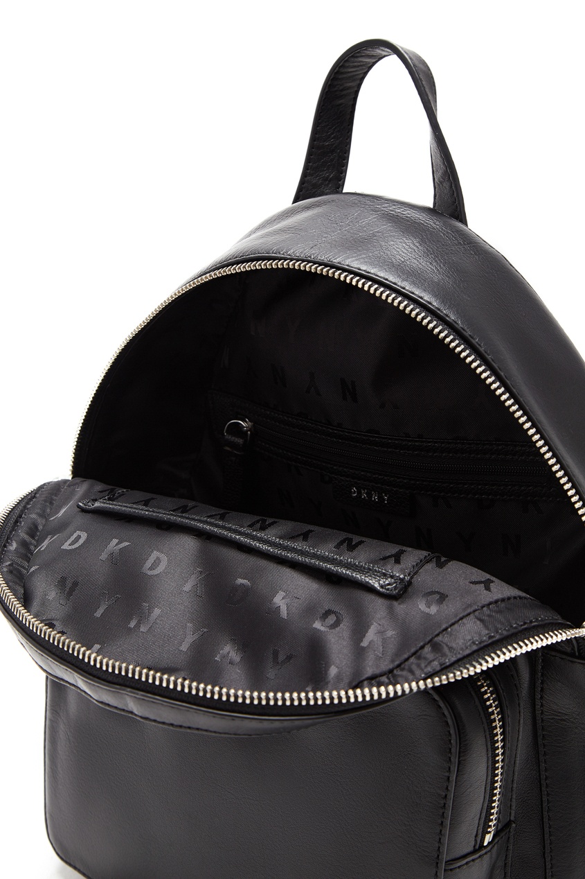 фото Черный рюкзак с карманом Dkny