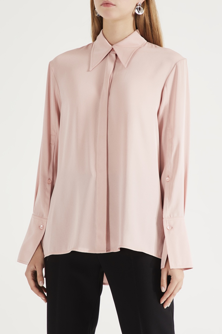 розовая блузка с цветами