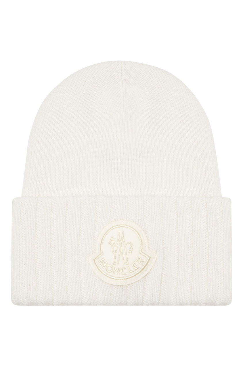 фото Белая шерстяная шапка с логотипом Moncler