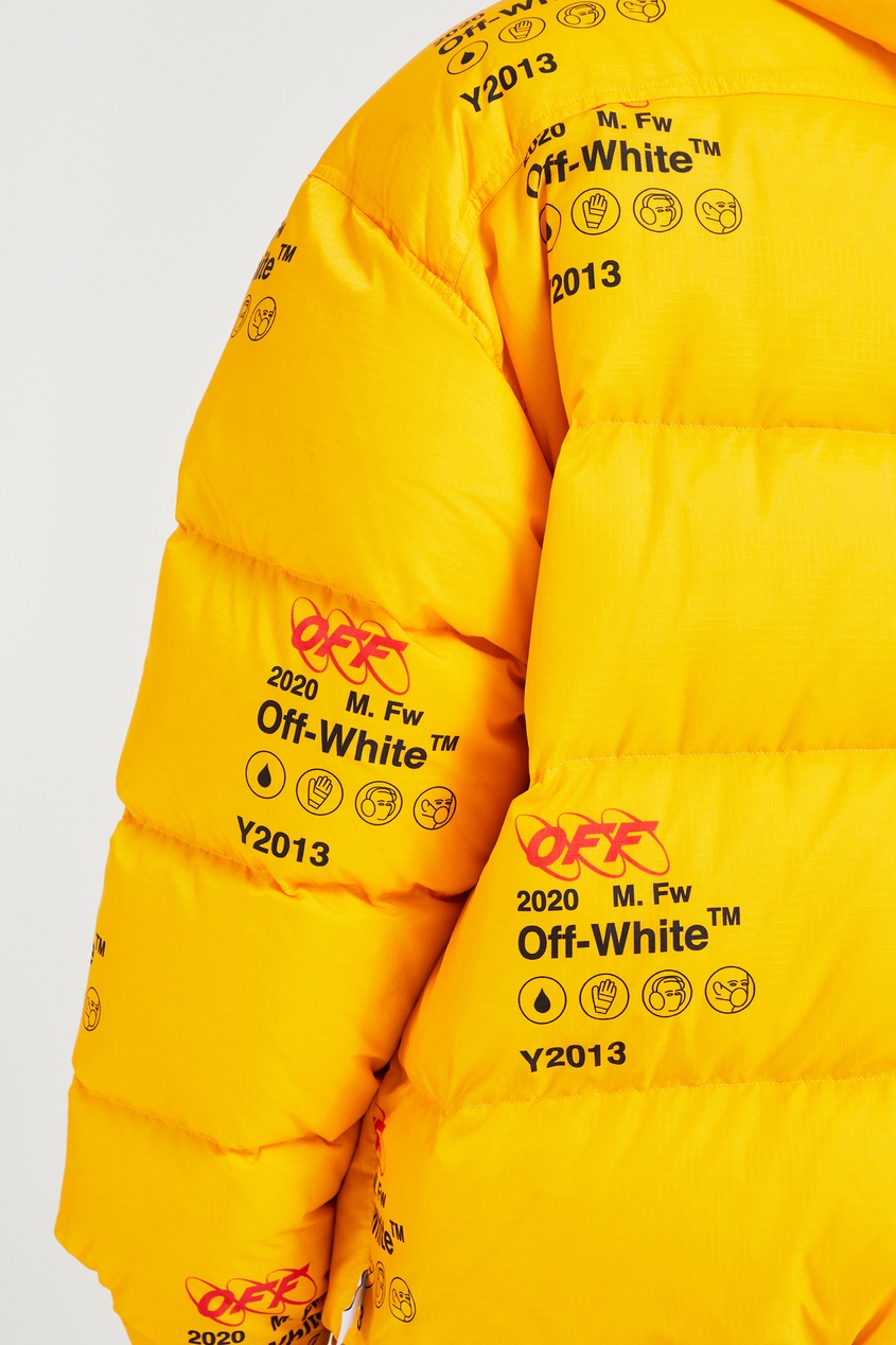 фото Желтая куртка с логотипами off-white