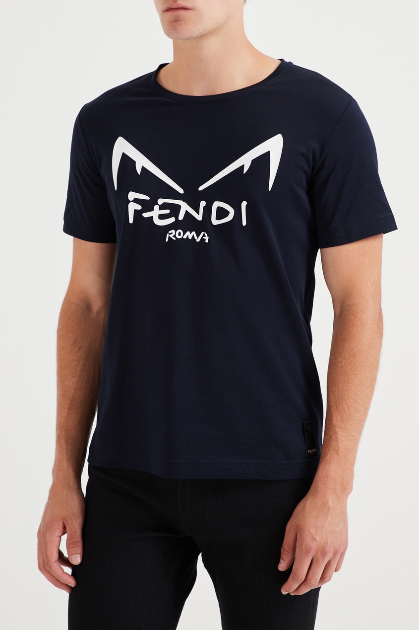 фото Темно-синяя футболка с белым принтом Fendi