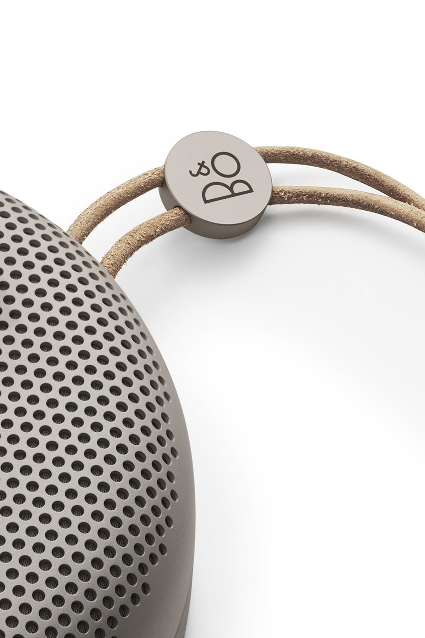 фото Портативная bluetooth-колонка beoplay a1 clay bang & olufsen