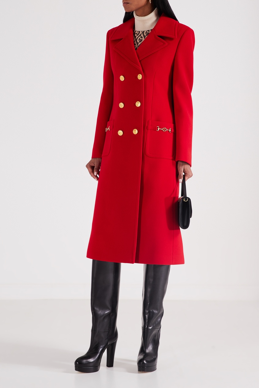фото Красное двубортное пальто gucci