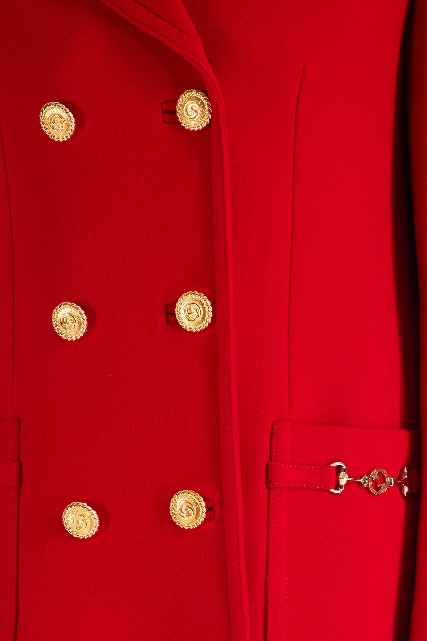 фото Красное двубортное пальто gucci
