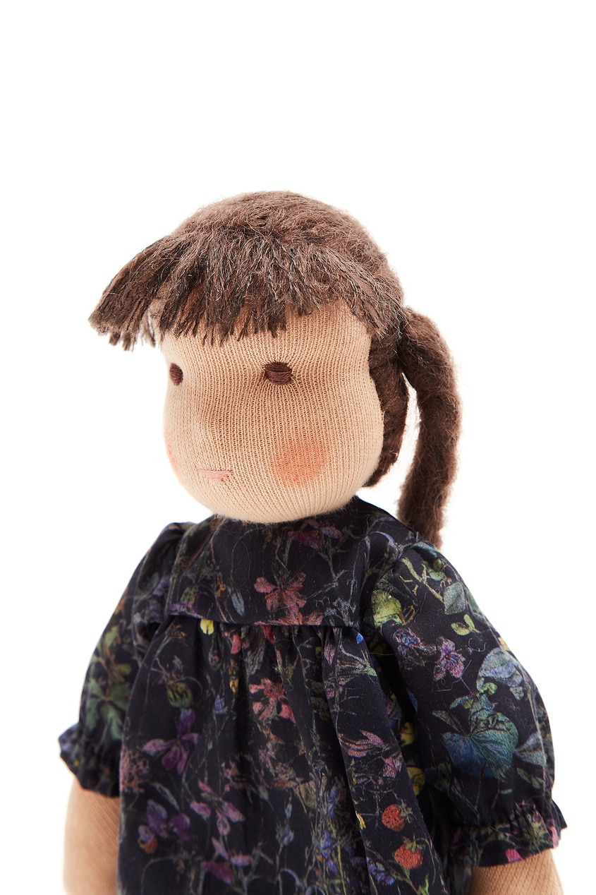 фото Тряпичная кукла в платье bonpoint