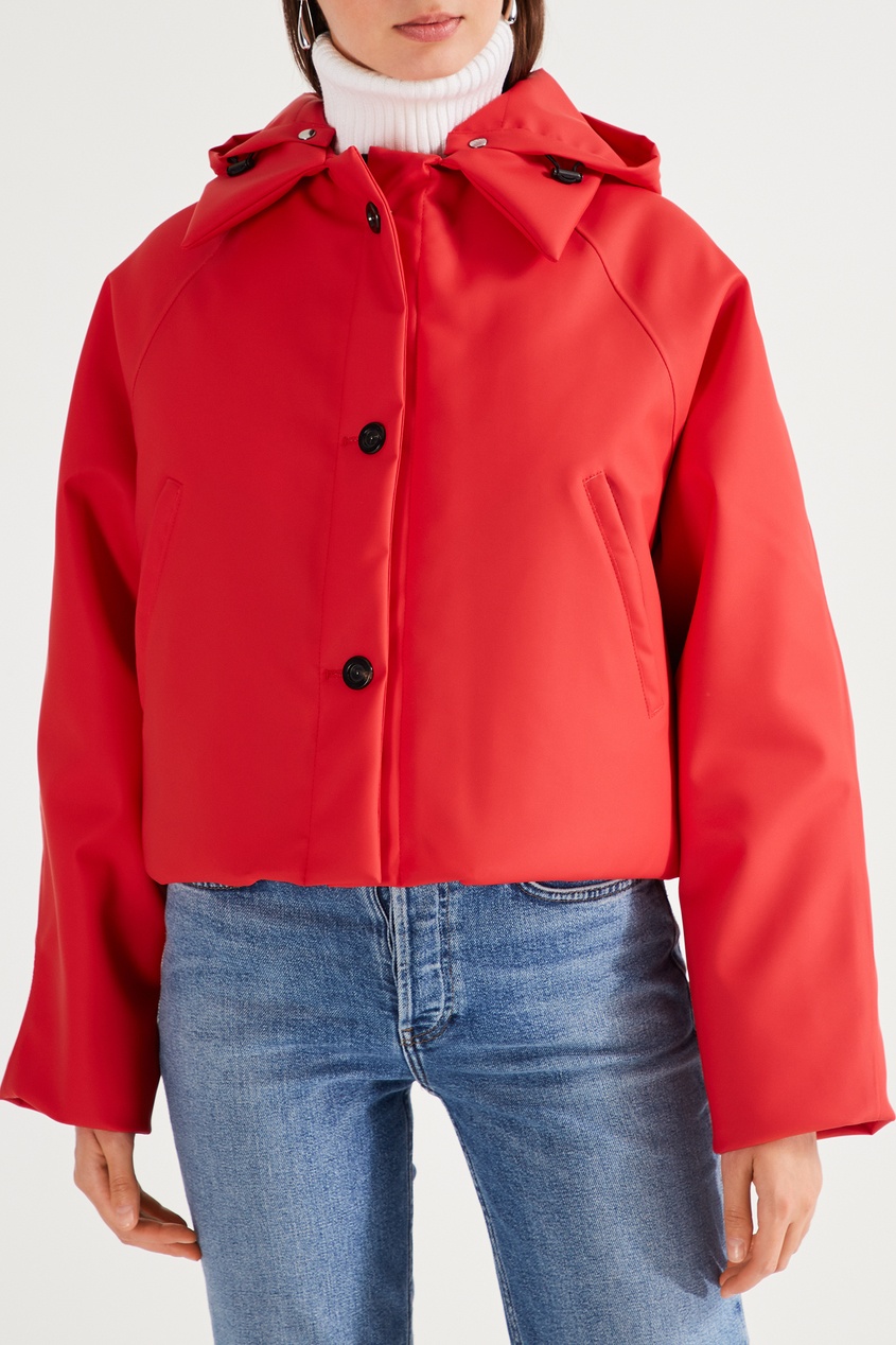 фото Короткая красная куртка с капюшоном kassl editions