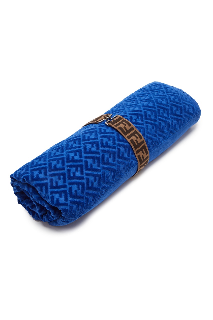 фото Синее пляжное полотенце с отделкой fendi