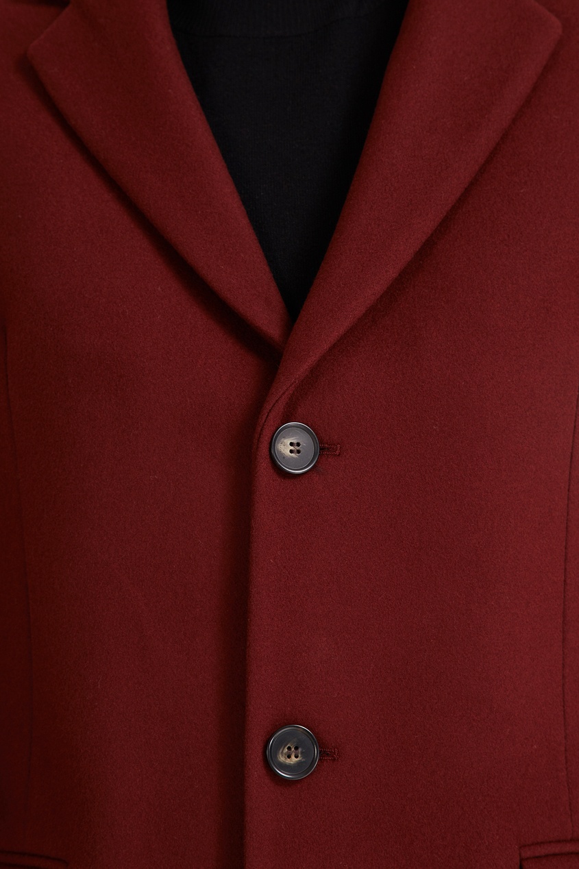фото Бордовое пальто Sandro