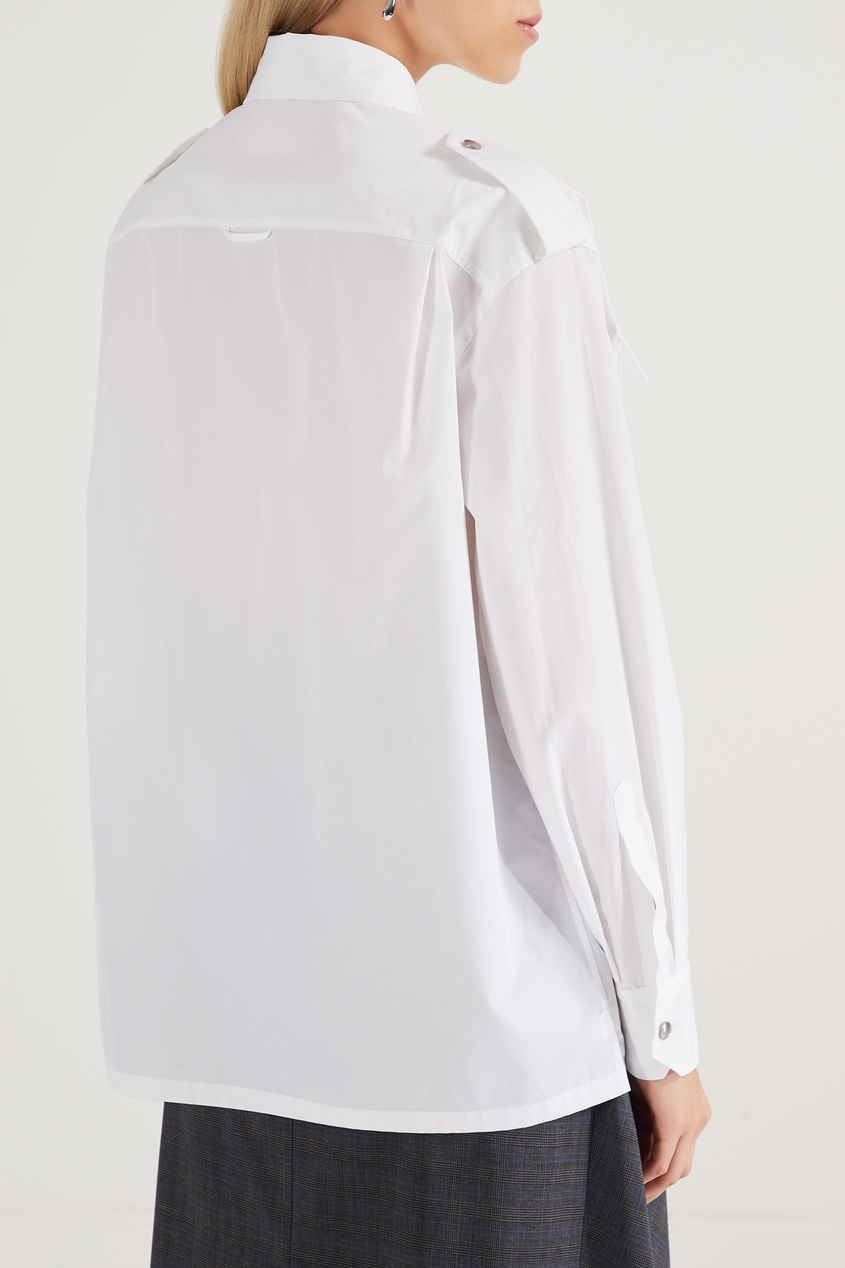 фото Белая рубашка с накладными карманами prada
