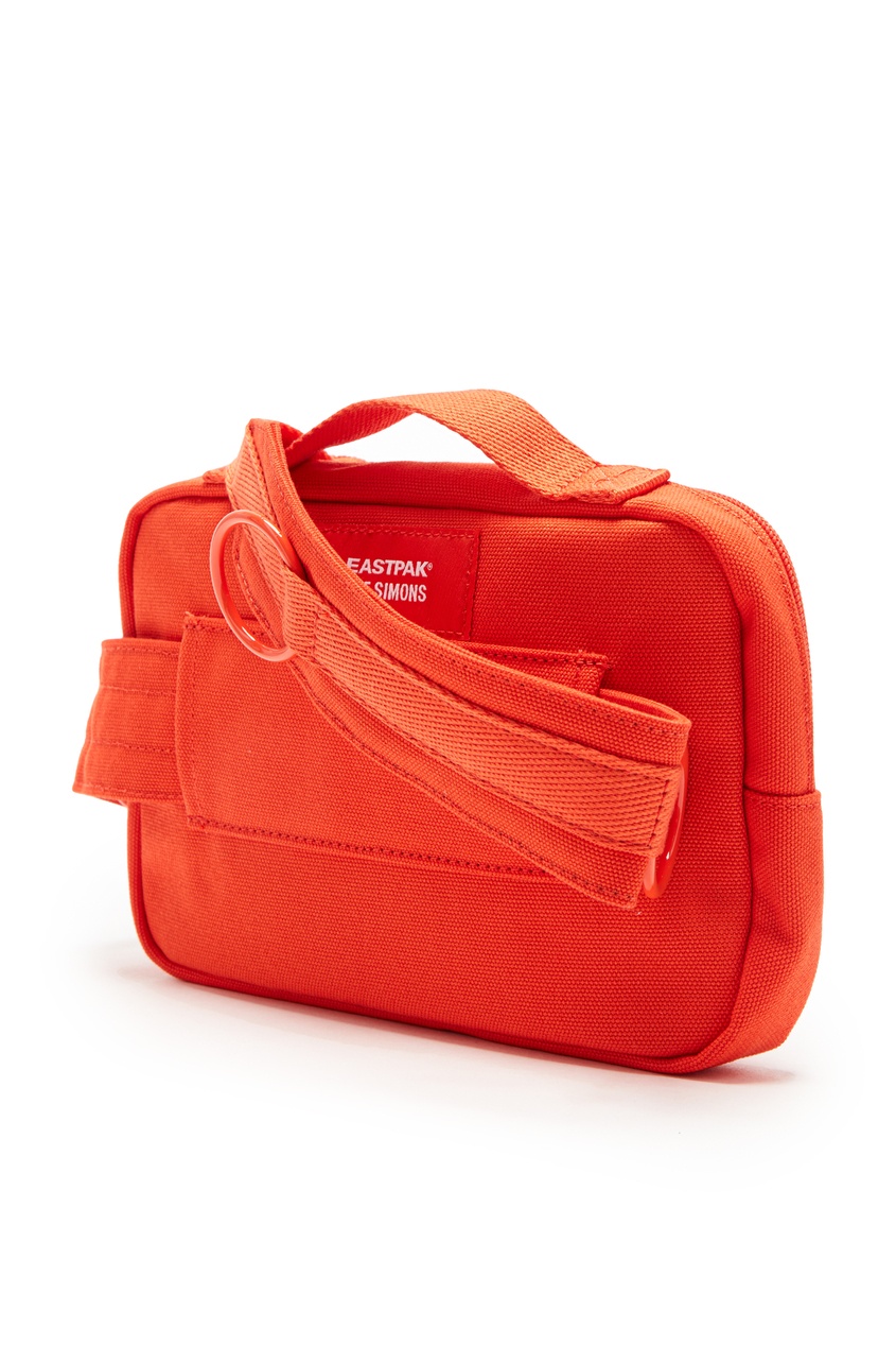 фото Оранжевая поясная сумка с карманом eastpak x raf simons