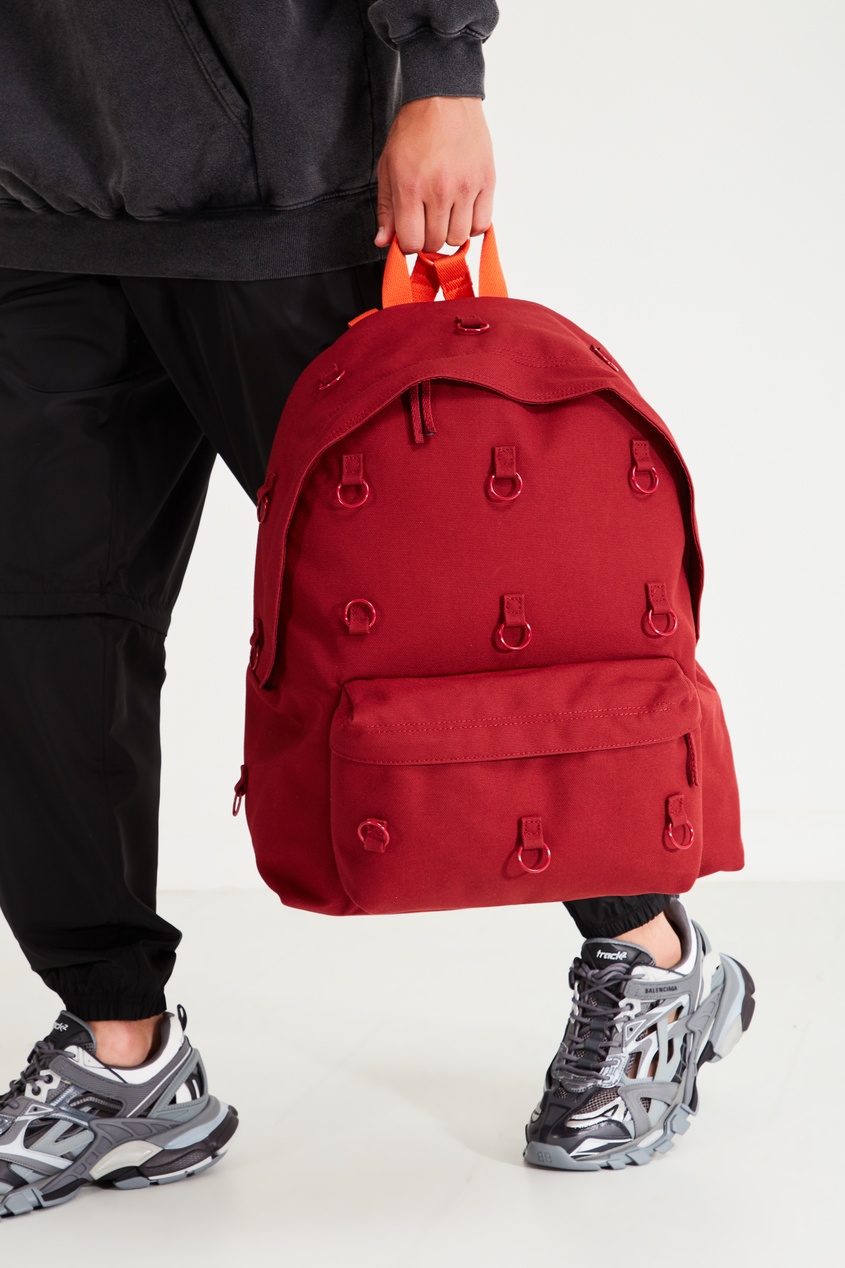 фото Бордовый рюкзак с металлическими кольцами eastpak x raf simons