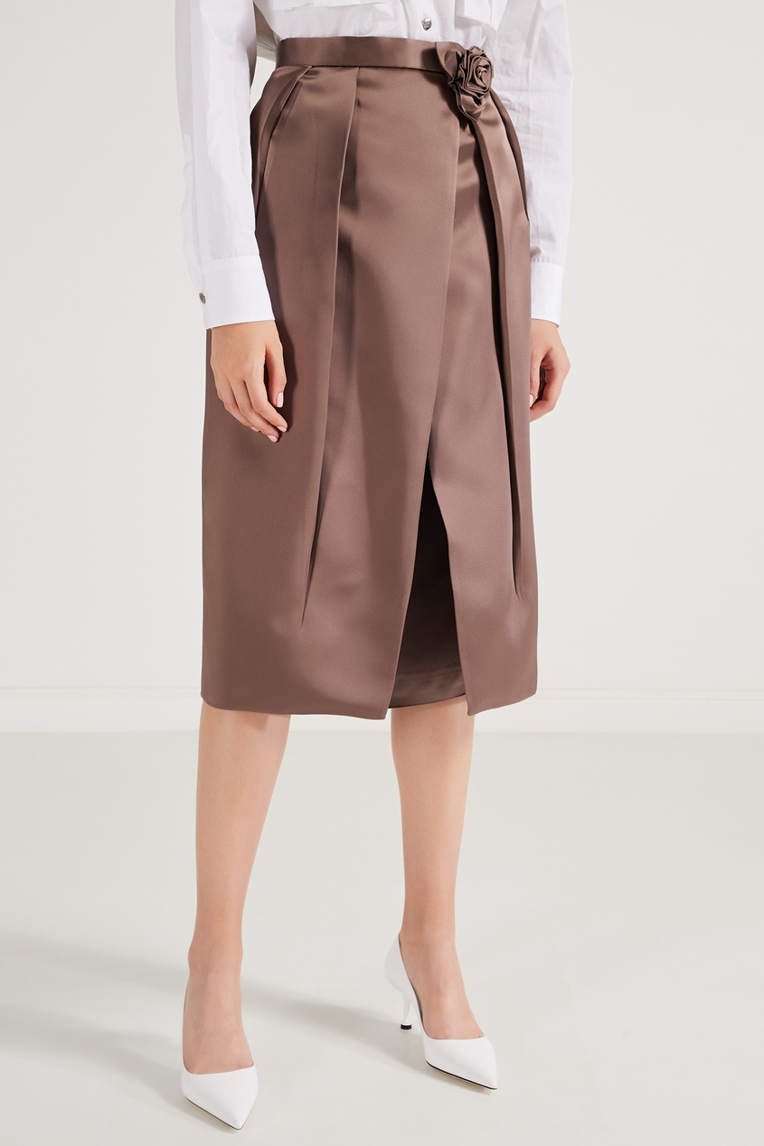 фото Атласная коричневая юбка-миди со складками prada