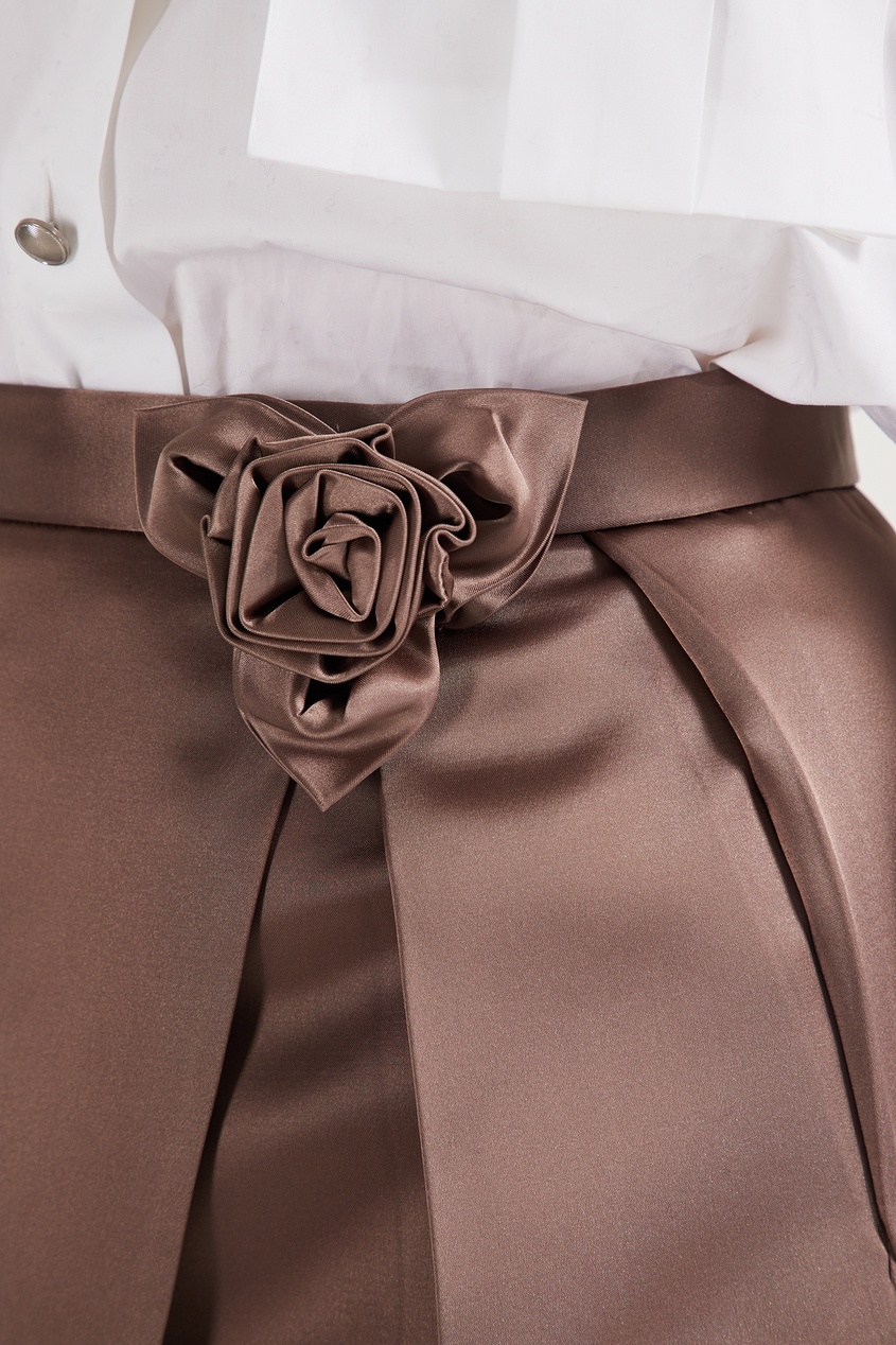 фото Атласная коричневая юбка-миди со складками prada