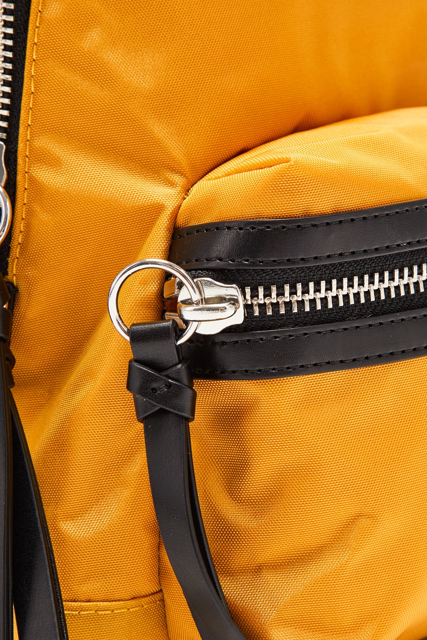 фото Желтый рюкзак среднего размера The Backpack The marc jacobs